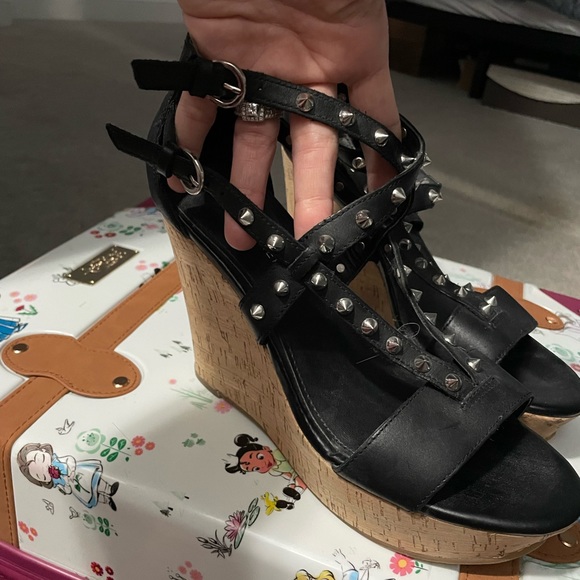 Marc fisher cork wedge platform sandal black stud size 8 - Picture 3 of 4